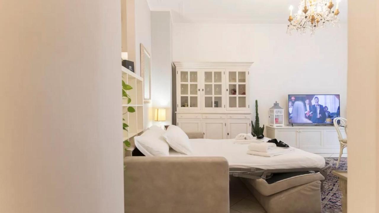 Italianway - Galleria Unione Apartment Милано Екстериор снимка