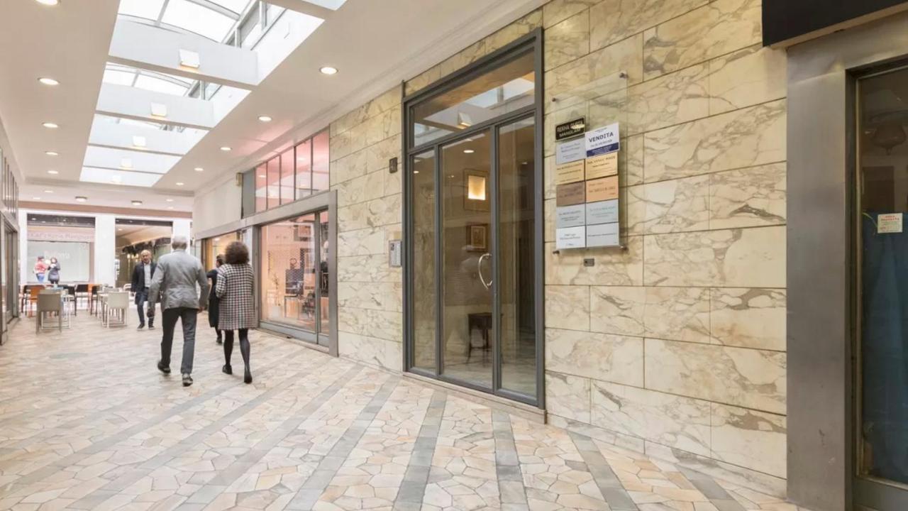 Italianway - Galleria Unione Apartment Милано Екстериор снимка